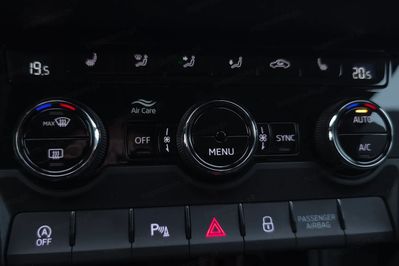 Skoda Karoq 1.5 TSI ACT 4x2 Style DSG