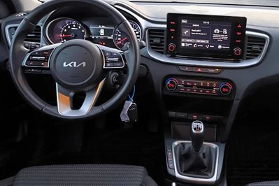 Kia Ceed 1.5 T-GDI M