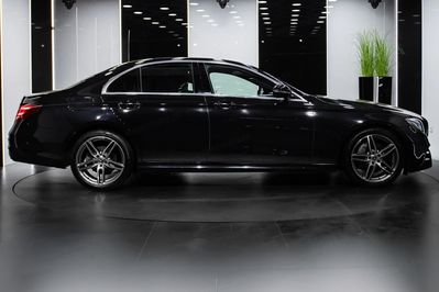 Mercedes E Klasa 220 d 4-Matic AMG