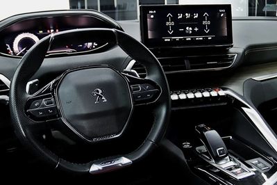 Peugeot 5008 1.6 PureTech GT S&S EAT8