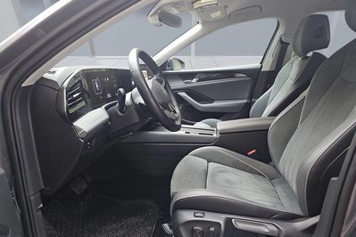 Volkswagen Passat TSI  mHEV DSG