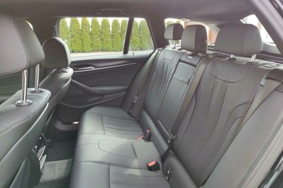 BMW Seria 5 Touring 530i xDrive M Sport