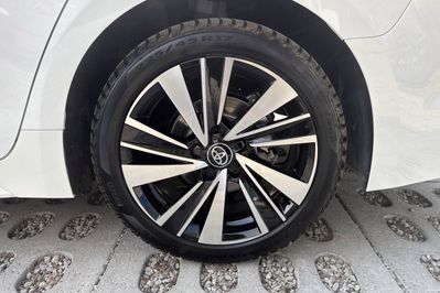 Toyota Corolla Style 1.8 Hybrid