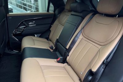 Land Rover Range Rover Sport D300 Dynamic SE