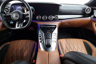 Mercedes AMG GT 43 4-Matic+