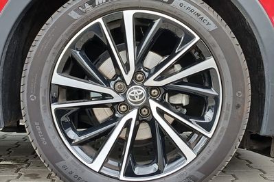 Toyota C-HR 1.8 Hybrid Executive