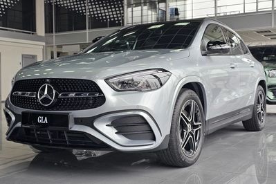 Mercedes GLA 200 AMG Line