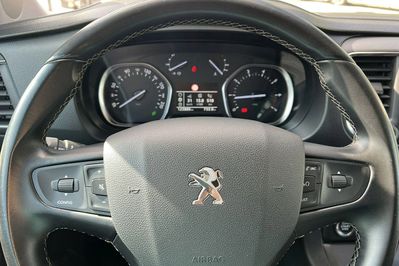 Peugeot Traveller L2H1 Long Business Vip