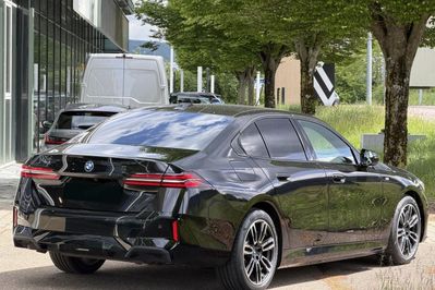 BMW Seria 5 530e xDrive M Sport
