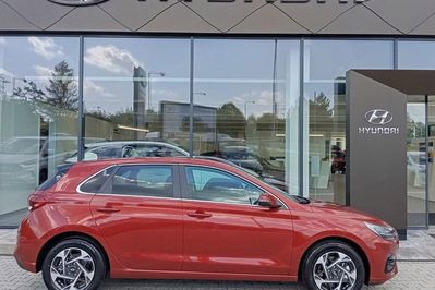 Hyundai i30 1.6 T-GDI Smart DCT