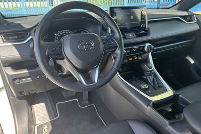 Toyota RAV4 Selection 2.5 Hybrid  4x4