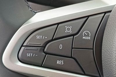 Dacia Duster Journey 1.6 Full Hybrid