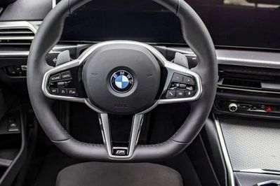 BMW Seria 3 318i M Sport