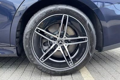 Mercedes Klasa E 220 d  4-Matic AMG Estate