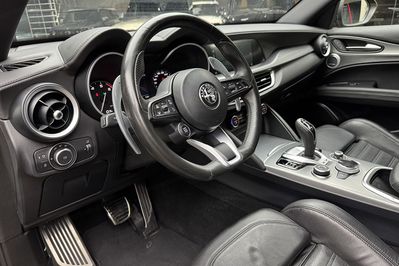 Alfa Romeo Stelvio Turbo Veloce Q4