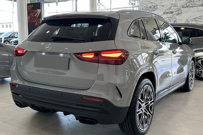 Mercedes GLA 220 4-Matic AMG Line