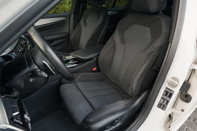 BMW Seria 5 520d xDrive M Sport sport-aut