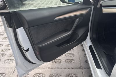 Tesla Model 3 RWD