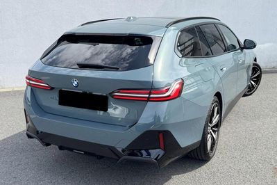 BMW Seria 5 Touring 520d xDrive M Sport