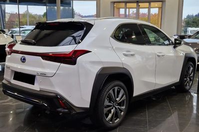 Lexus UX 300h F Sport Design 2.0 Hybrid Dynamic Force