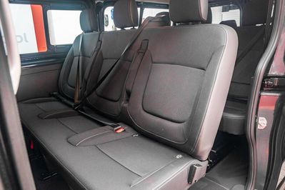 Renault Trafic Kombi L2H1 AT9