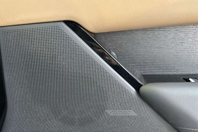 Land Rover Range Rover Velar 3.0 P400 Autobiography