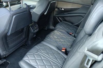 Peugeot 5008 2.0  GT