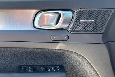 Volvo XC40 B3 Plus Dark