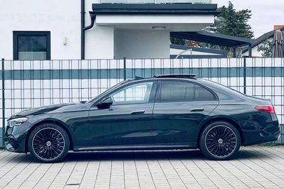 Mercedes E Klasa 200  4-Matic AMG