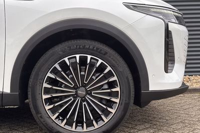 Omoda 9 1.5 Super Hybrid Exclusive AWD