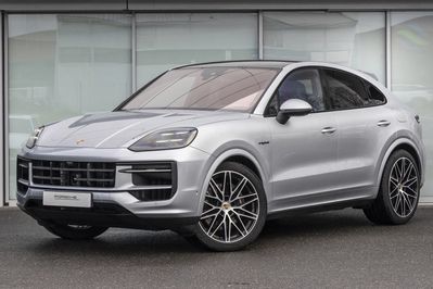 Porsche Cayenne Coupe E-Hybrid  Black Edition