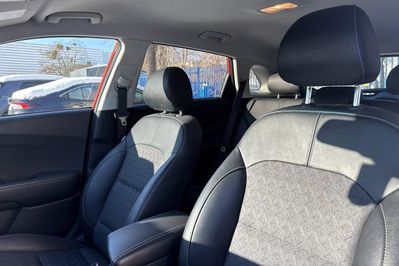 Kia Niro 1.6 GDI Plug-in Hybrid L Business Line