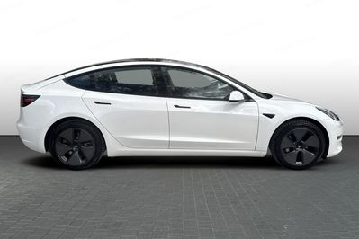 Tesla Model 3 RWD