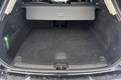 Volvo XC60 B4 B Plus Dark