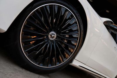 Mercedes E Klasa 300 de 4-Matic AMG