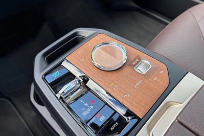 BMW iX xDrive50