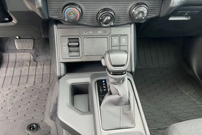 Toyota HiLux mHEV Double Cab Live 4x4 aut
