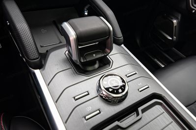Jetour T2 2.0T 7DCT REAL TIME 4WD