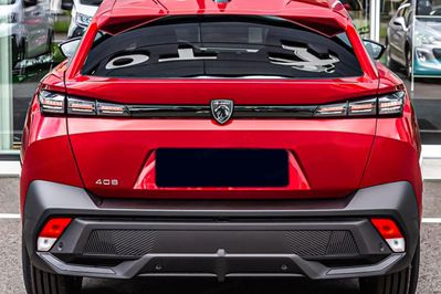 Peugeot 408 Allure e-DCS 1.2 mHEV