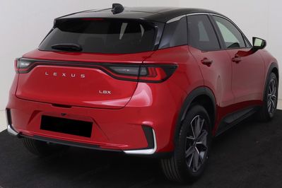 Lexus LBX Emotion 1.5 Hybrid