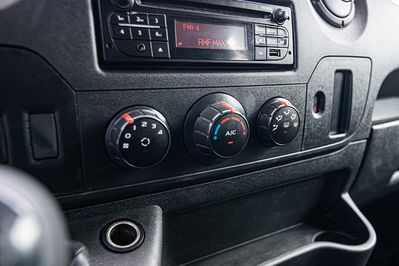 Opel Movano 2.3 130KM