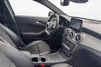 Mercedes GLA 200