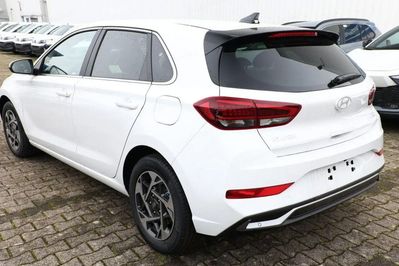 Hyundai i30 1.6 T-GDI Smart DCT