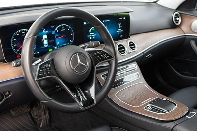 Mercedes E Klasa 220 d Avantgarde