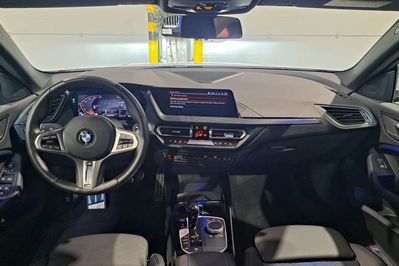BMW Seria 2 Gran Coupe 218i M Sport