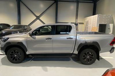 Toyota HiLux Double Cab Invincible