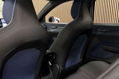 Volvo EX30 Single Motor Extended Range Ultra
