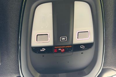 Volvo XC40 B3 Plus Dark