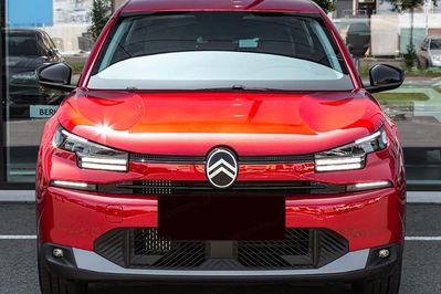 Citroen C4 Plus eDCT6 1.2 mHEV