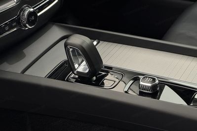 Volvo XC60 B4 B Plus Dark aut